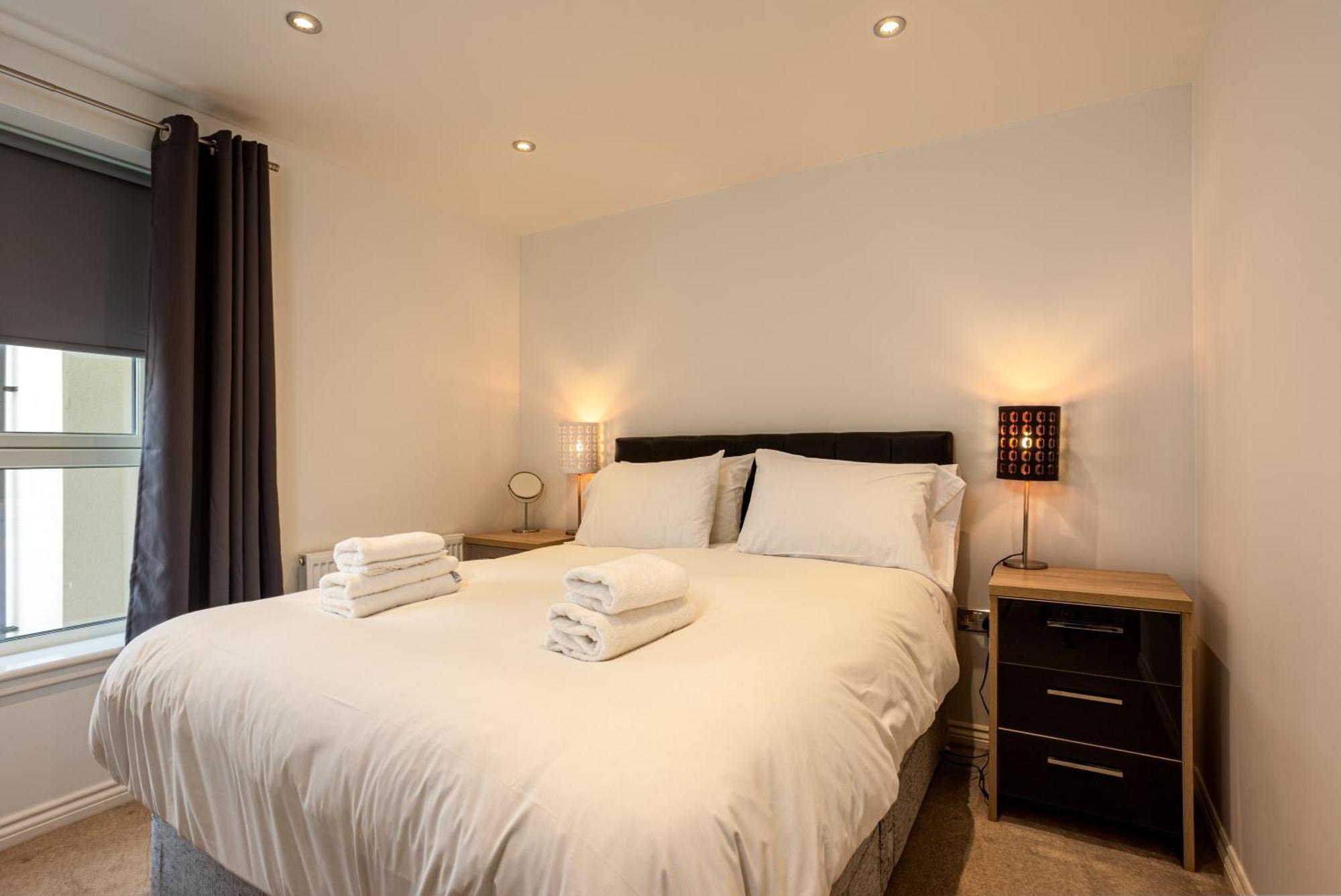 Comfy 2 Bedroom Apartment Near Edinburgh City Centre מראה חיצוני תמונה