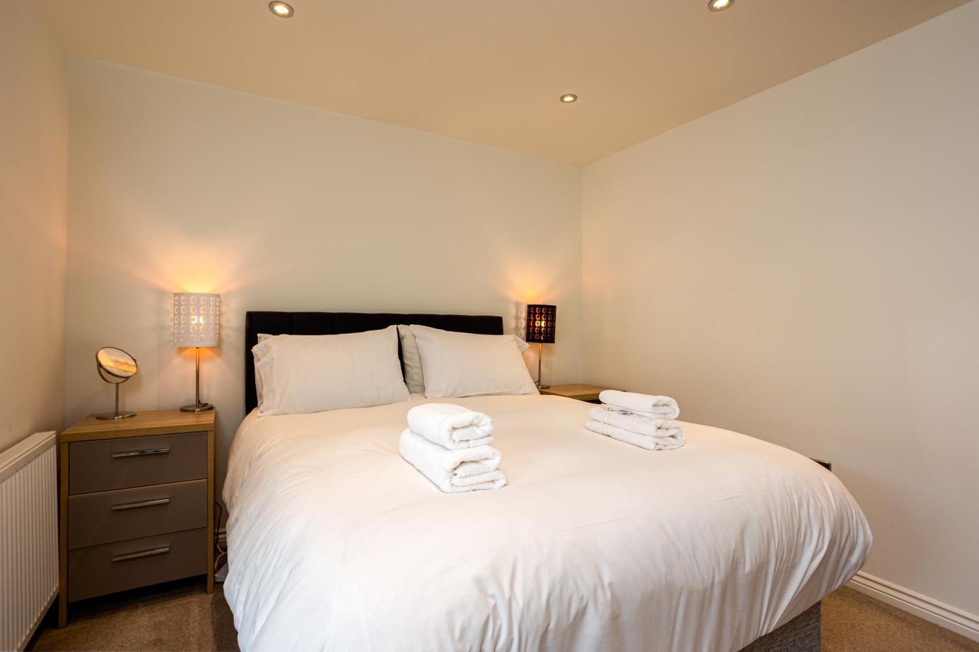 Comfy 2 Bedroom Apartment Near Edinburgh City Centre מראה חיצוני תמונה